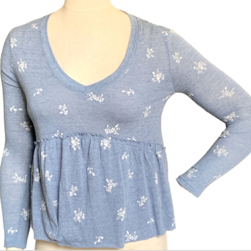 Francesca's Blue Rain Floral Crop Long Sleeve Top XXS #97K